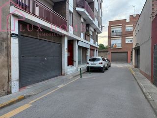 Parking voiture à Santa Perpètua de Mogoda