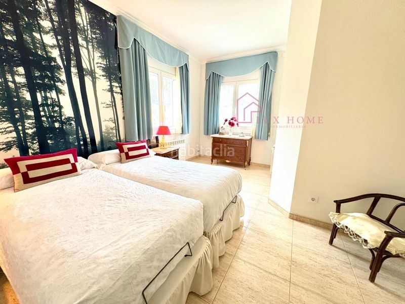 Foto 23683bbb-2ce6-410d-b42a-0494b6392049. Chalet casa en Vilanova del Vallès