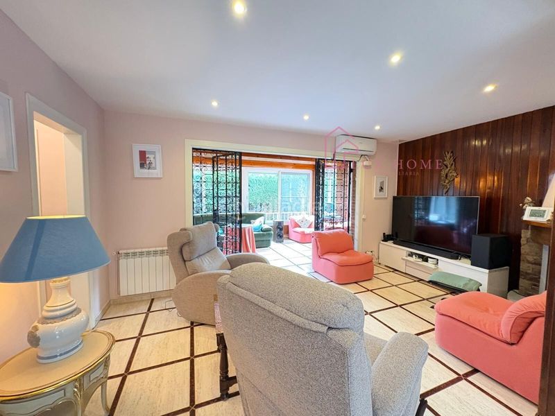 Foto 5b2d457f-ac18-4d02-87eb-66cf12de7c42. Chalet casa en Vilanova del Vallès