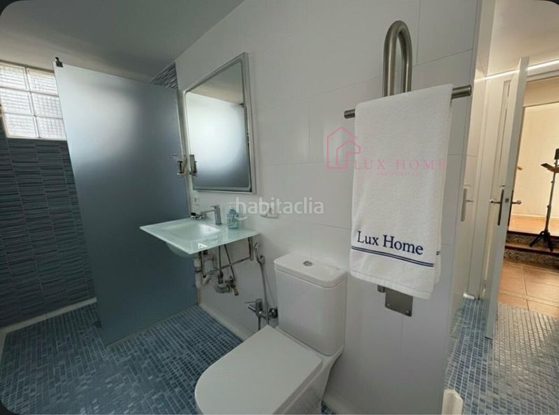 Foto 60b7d67c-2960-48b9-affa-ab1235f7efda. Chalet casa en Vilanova del Vallès