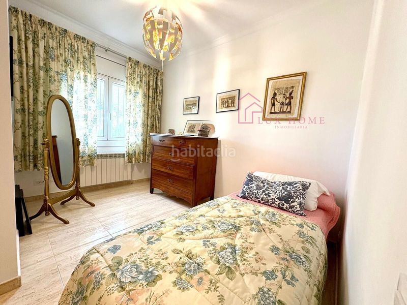 Foto ce2feeb9-f3df-4a85-8b2c-64a8dbdb9f84. Chalet casa en Vilanova del Vallès