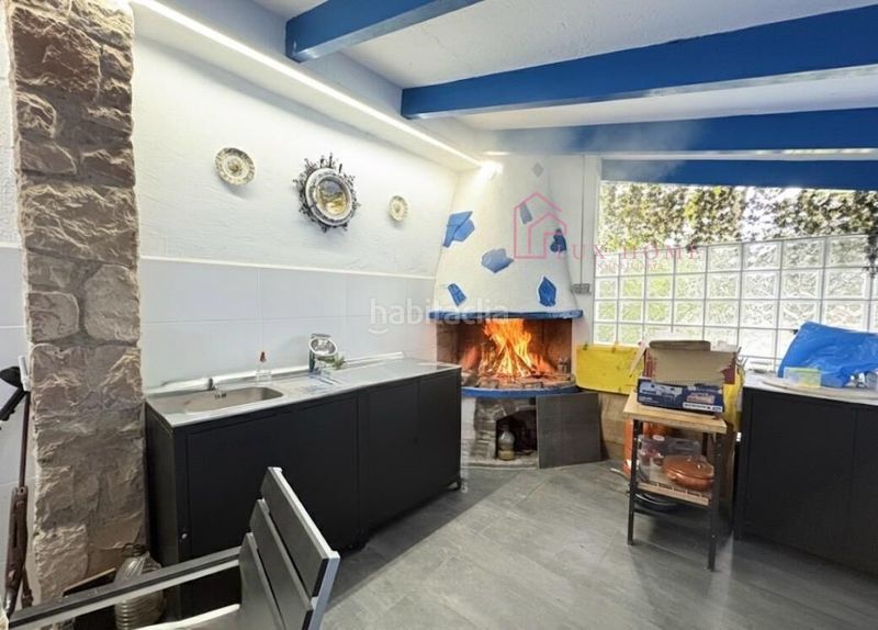 Foto f8b88a50-3bee-4359-82c1-b7b850d82314. Chalet casa en Vilanova del Vallès