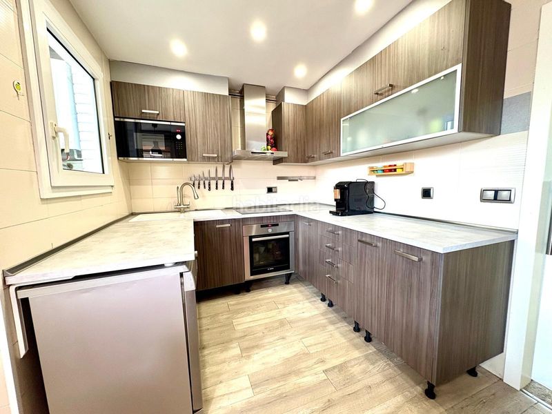 Foto dacdd539-9c5c-4893-8e71-2463eb34bc93. Casa adossada amb calefacció aparcament a Lliçà de Vall