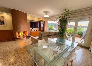 Casa adossada a Lliçà de Vall. Casa en el centro en lliça de vall