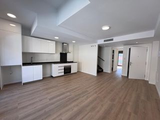 Penthouse in Santa Perpètua de Mogoda. Dúplex oba nueva en el centro de santa perpetua