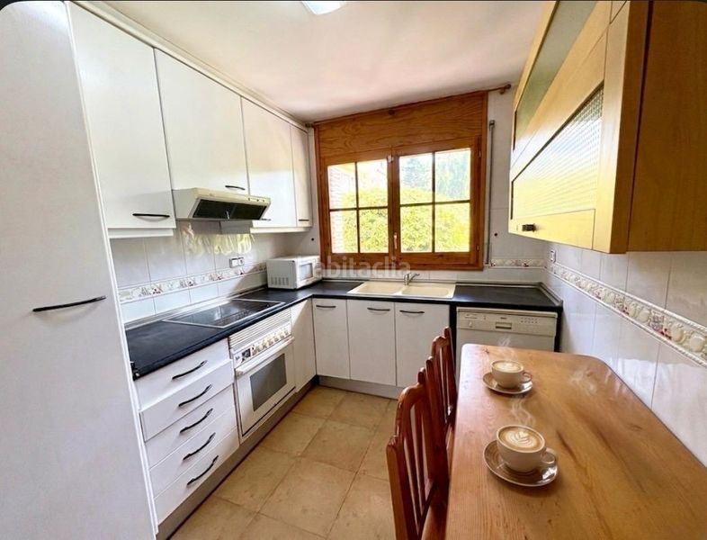 Foto 384b13fc-53d6-4181-806b-95a849aa36a5. Casa amb calefacció aparcament a Lliçà d´Amunt