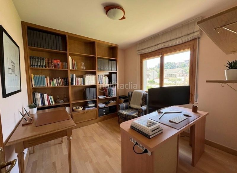 Foto d8361d6e-5b3a-48ca-93ac-b303a16ee3a5. Casa amb calefacció aparcament a Lliçà d´Amunt