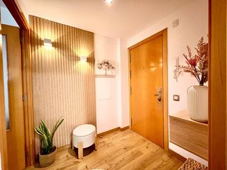 Pis a Santa Perpètua de Mogoda. Piso en valleslona
