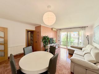 Etagenwohnung in Santa Perpètua de Mogoda. Piso en el centro de santa perpetua amplio y luminoso