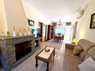 Haus in Palau-solità i Plegamans. Casa  cuatro vientos con dos viviendas independiente  accesos pr