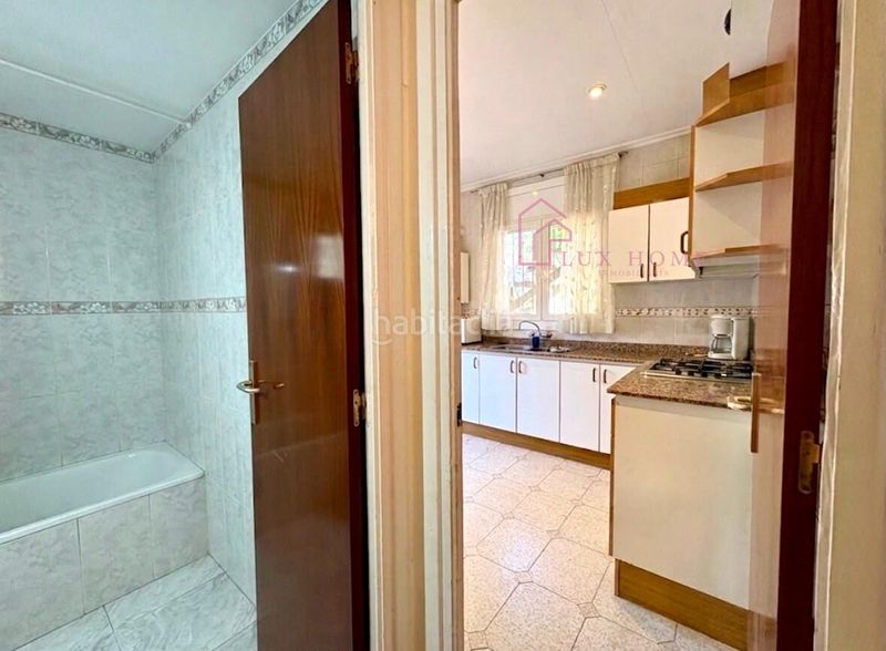 Foto 4a075b08-f57a-4839-b122-bd11c40d39a7. Casa amb aparcament a Palau-solità i Plegamans