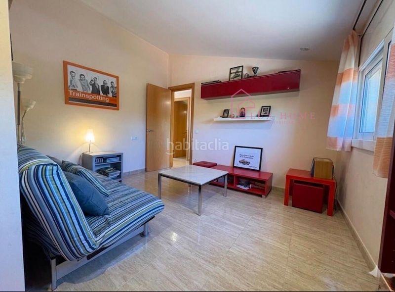 Foto 4f3b2d02-3d71-4850-a749-7d70630e6fb1. Casa amb aparcament a Palau-solità i Plegamans