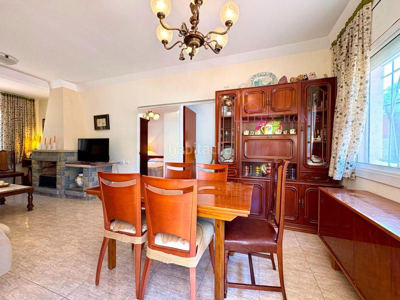 Foto d2beaa78-a2cd-4856-9267-b85671477e38. Casa amb aparcament a Palau-solità i Plegamans