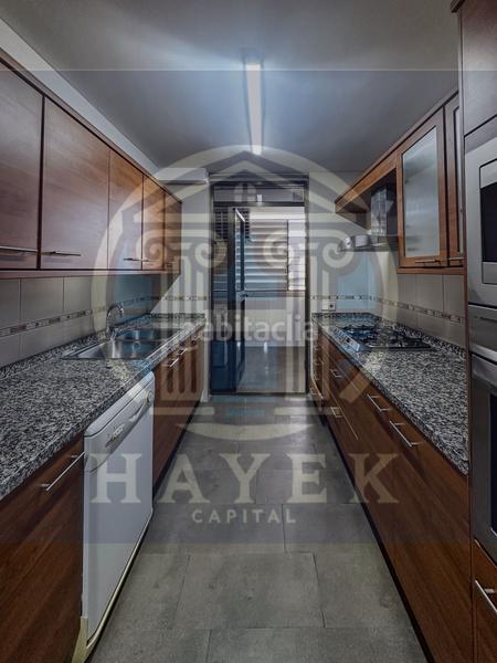 Foto 9ebc3994-df90-41f8-8b7c-bfe32d264b7a. Flat with heating in Son Dameto Palma de Mallorca