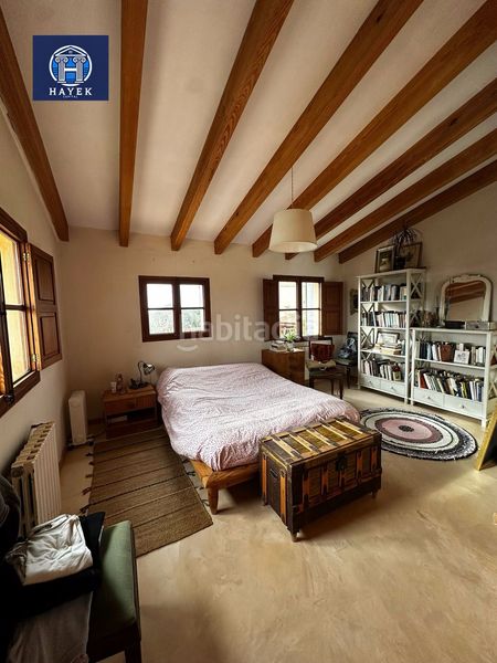 Foto a1cadb36-b84f-4a7b-9cca-82a0cc41aa3f. Casa amb calefacció piscina a Puigpunyent