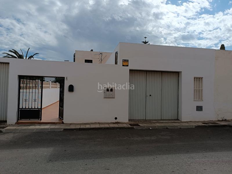 Foto 69e8d5dd-34c9-4940-9558-a0124cae444c. Casa amb xemeneia a San Isidro - Campohermoso Níjar