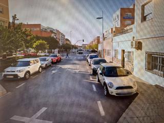 Pis  Calle santiago. Piso de tres dormitorios ¡ barrio alto¡ financiación 100 %% ¡