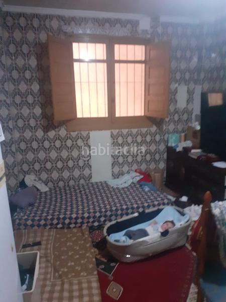 Foto f2c5e84d-f9ca-408c-9e28-67c3da28ff21. Zweistöckige wohnung in calle princesa sofía 89 in Ejido (El)