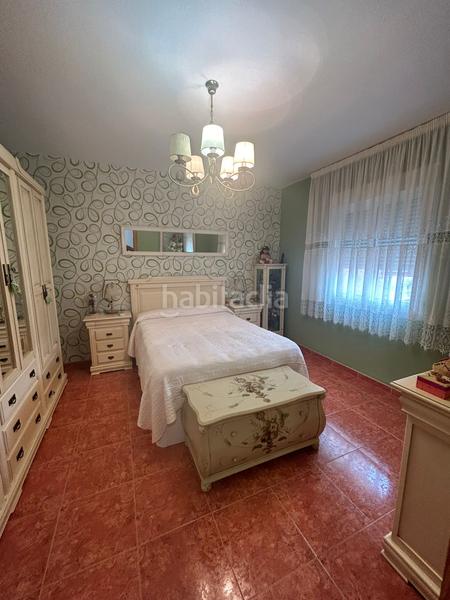 Foto f9695b6d-22a1-4678-8bd8-fab9e8046763. Chalet triplex en el centro de huercal en Huércal de Almería