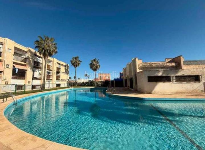 Foto 580a5379-24cd-472d-a397-b63c9652ea09. Pis amb piscina a Costacabana - Loma Cabrera Almería