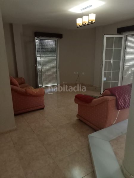 Foto 47dc17ef-ce67-4759-82b8-7dbde99f4871. Pis amb aparcament a Viator