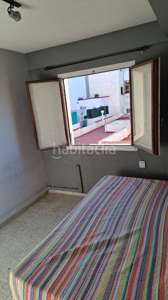 Foto abbcd7bd-8441-41c2-9b95-cb74fc99a845. Piso en Plaza de Toros - Santa Rita Almería