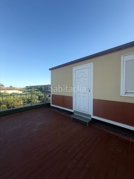 Foto d6db209e-646c-4d08-841a-8b52a648e17b. Masia amb xemeneia aparcament piscina a Pechina