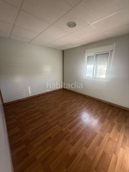 Foto d6f8ec11-6f14-47c2-a8e4-eb60821669c1. Masia amb xemeneia aparcament piscina a Pechina