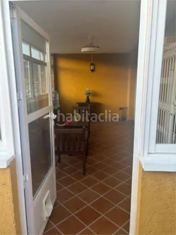 Foto 5a8d449f-331e-4601-95f0-148de5d0a834. Casa adossada a La Envía Vícar