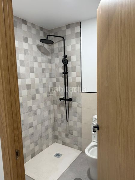 Foto f9eb3b6a-315b-443a-9282-3bc7176138a7. Casa en Centro Almería