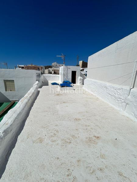 Foto d94ac0c2-9fd9-4c22-89e7-93d19af9a1cf. Chalet en calle tío jimeno 7 casa de dos plantas en nijar terraza con solarium en Níjar