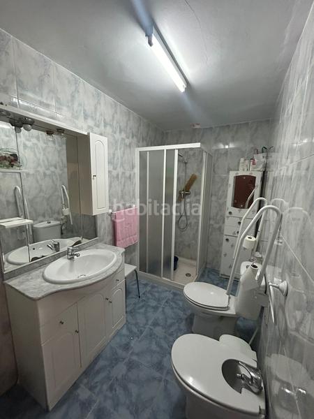 Foto fa56ec6b-77b2-4c4d-832d-23a83fe2afcf. Chalet en calle tío jimeno 7 casa de dos plantas en nijar terraza con solarium en Níjar