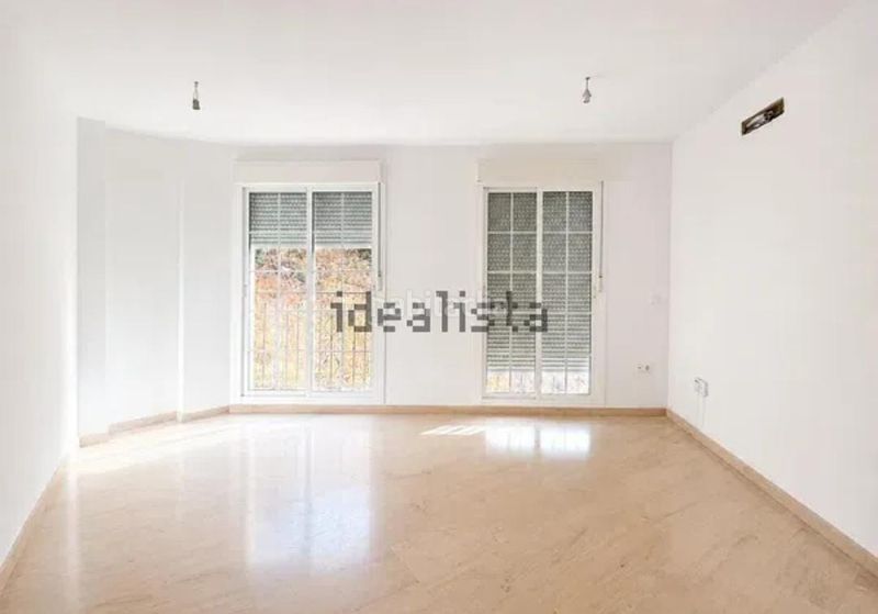 Foto 223d8599-d472-4662-9ae8-a627f5646ec7. Pis a Viator