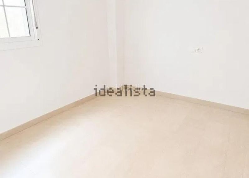 Foto eb9965d9-a6eb-4f01-8976-a3a0fb198d65. Pis a Viator