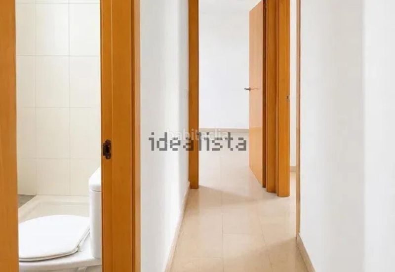 Foto f232fcb0-341b-4448-b40f-9f407c4e00f9. Pis a Viator