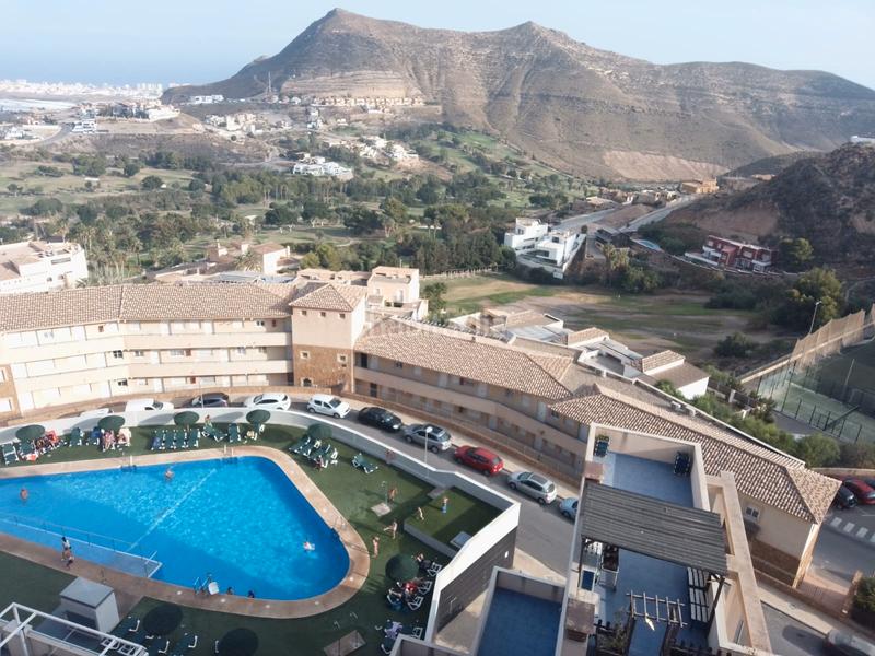 Foto f0f8b2eb-f096-4512-8cc9-376d3c68185f. Appartamento con parcheggio piscina in La Envía Vícar