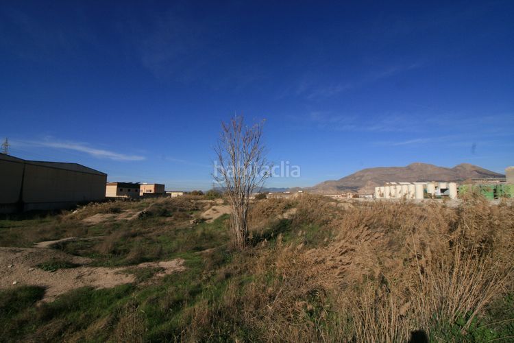 Foto a843fb8a-2449-447d-a9a2-4f7e9d9608c4. Solar industrial a Atarfe