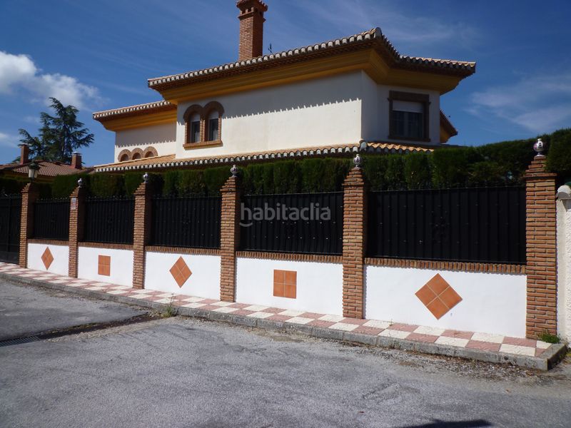 Foto 3def11f7-a67e-4d5a-9672-50b3542a8c5d. Xalet amb calefacció aparcament piscina a Alfacar