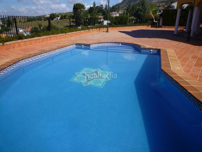 Foto a9dc8057-d1f0-4987-a7be-05e66d9d9285. Xalet amb calefacció aparcament piscina a Alfacar