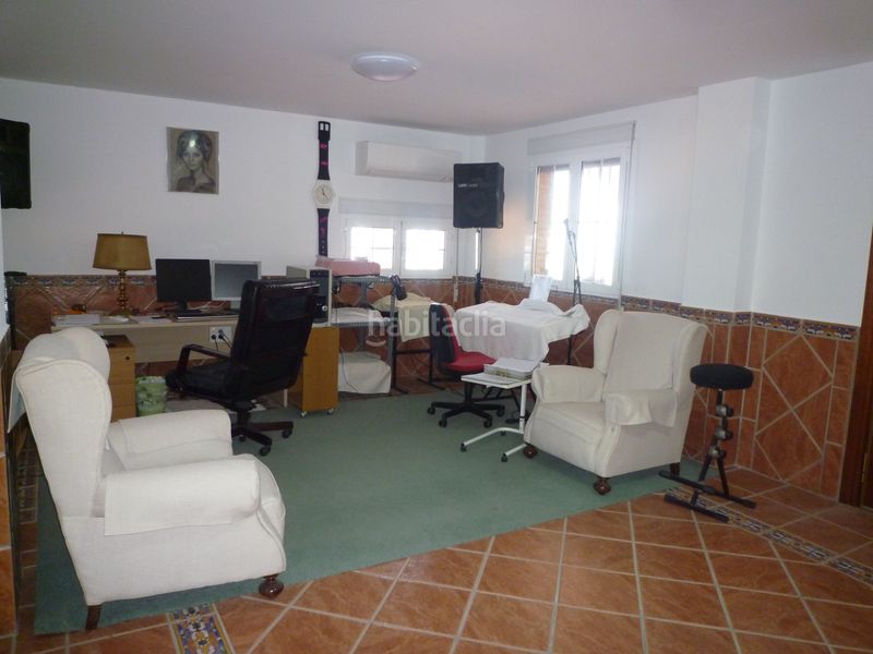 Foto bbf64129-5962-4ae0-b35e-4af033e7ec8e. Xalet amb calefacció aparcament piscina a Alfacar