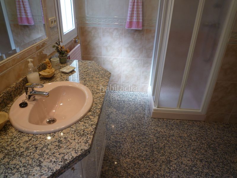 Foto c720eff5-50e8-45a2-af7e-b32718f45c28. Xalet amb calefacció aparcament piscina a Alfacar
