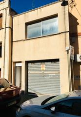 Appartement à Avinguda catalunya 29b. Centrico edificio de vivienda y garaje