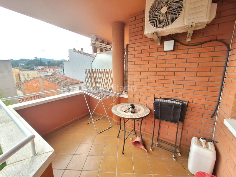 Foto c6f0e476-f391-4ac4-b4bc-abd5f6c8ab10. Piso en carrer mestre vilarrubla 24 céntrico piso soleado en Corbera de Llobregat
