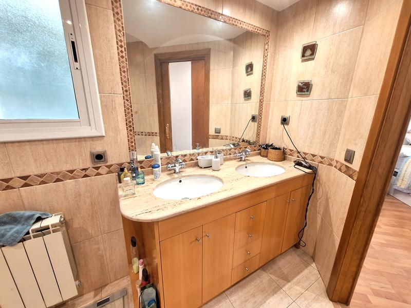 Foto cdc39ed8-53d7-4dd9-8b7e-9b2b11b098df. Piso en carrer mestre vilarrubla 24 céntrico piso soleado en Corbera de Llobregat
