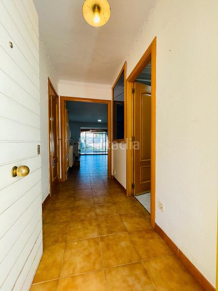 Foto d3fcc7fc-8458-4b0f-818b-9fce4ed5e748. Semi detached house with heating parking in Corbera de Llobregat