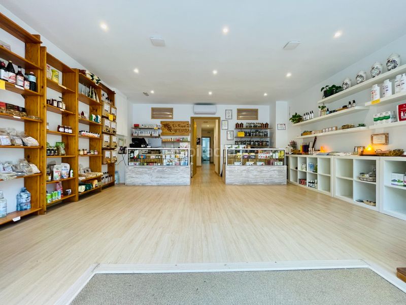 Foto 44db635f-f8eb-4947-bd01-e6c1346d7cf7. Local comercial a Corbera de Llobregat