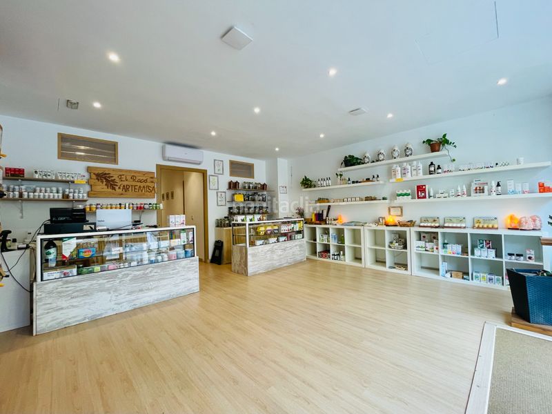 Foto a6bd026a-5958-4b81-9a00-f78b29a89d0e. Local comercial a Corbera de Llobregat