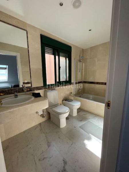 Foto eb4d51af-efbc-4e23-a26f-36a126ed2b7d. Appartamento con riscaldamento parcheggio piscina in Benalmádena