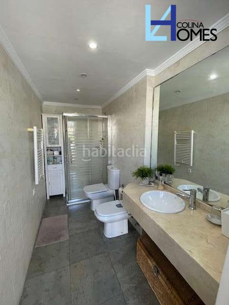 Foto d47538bb-a096-4e03-9c90-b1c6555e7ae7. Casa adosada chalet adosado en venta en La Colina, en Torremolinos