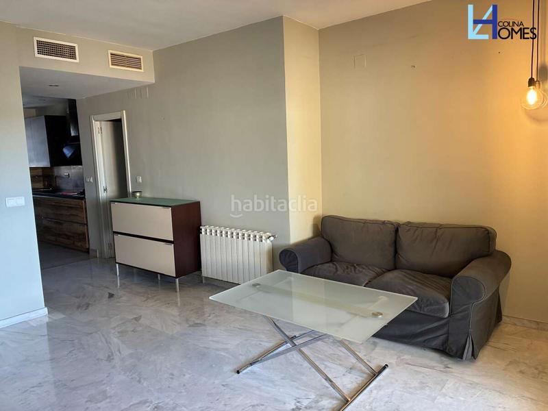 Foto 039c4673-caee-4458-856a-52fd39be4d9e. Piso  en venta en Los Álamos primera línea de playa en Torremolinos